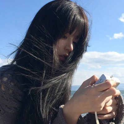 小黄花青草地 海报